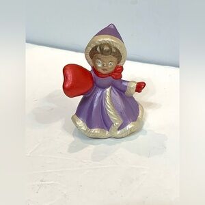 Vintage Hobbyist Ceramic Girl with Muff Heart Valentine Figure